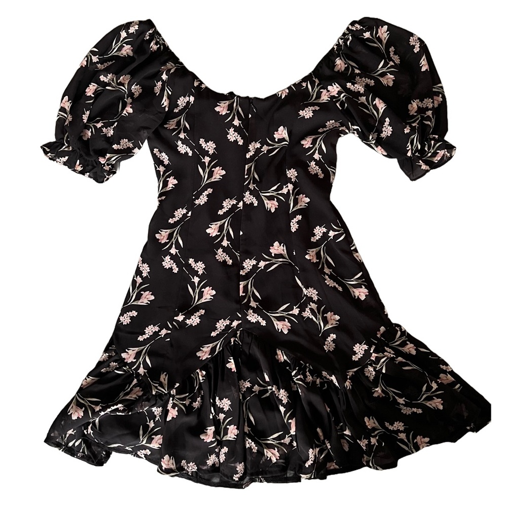 NWT Kiss The Sky_Mini Black Floral Ruffled Dress